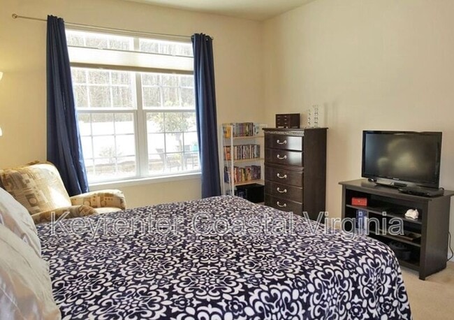 Photo - 206 Monticello Ct