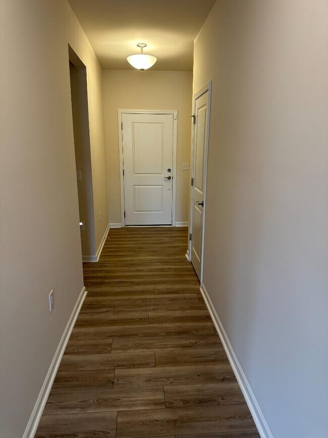 Photo - 1632 Laforce Cv