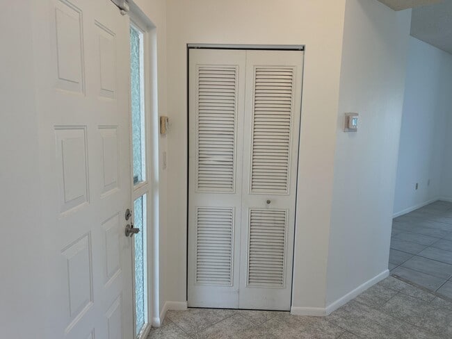 Photo - 108 Half Moon Cir Unit B3