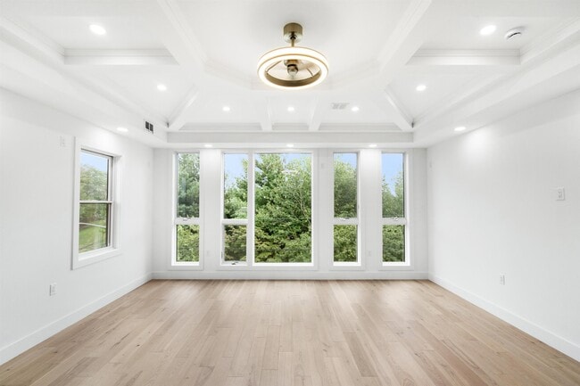 Photo - 125 Collard St