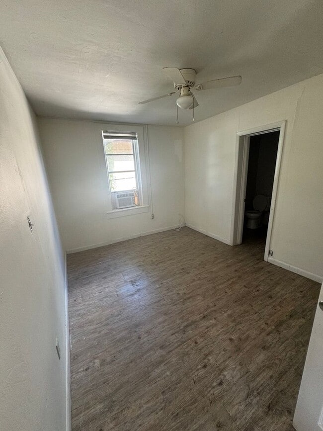 Photo - 1138 Olive St Unidad 1