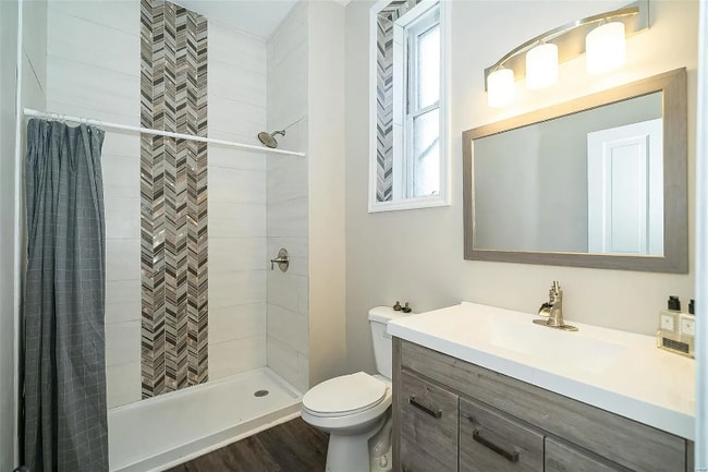 Photo - 1936 Arsenal St