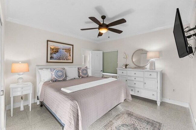 Photo - 3310 NE 18th St