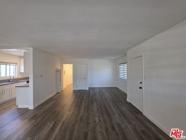 10734 Palms Blvd Unit 3