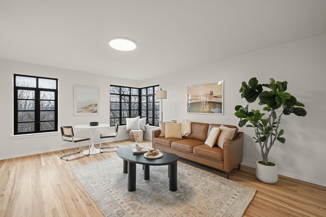 Building Photo - Belroy