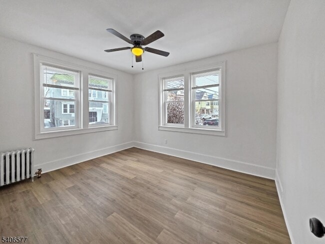 Photo - 367 Sanford Ave Unidad 1R