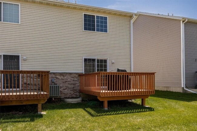 Photo - 17 Alydar Dr
