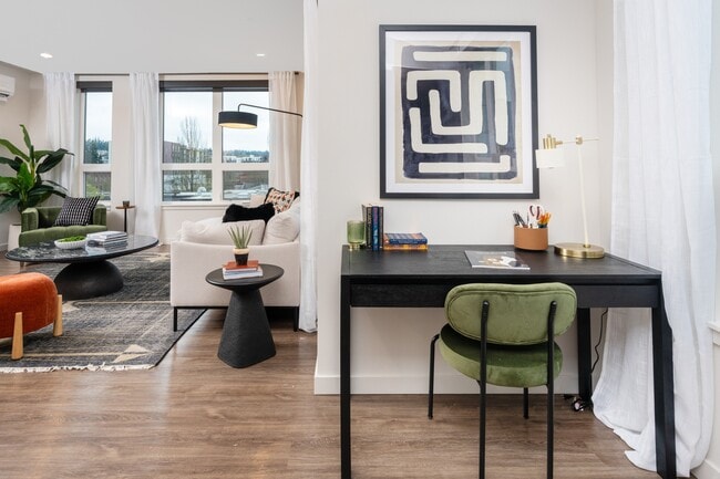 Photo - Eastline Central