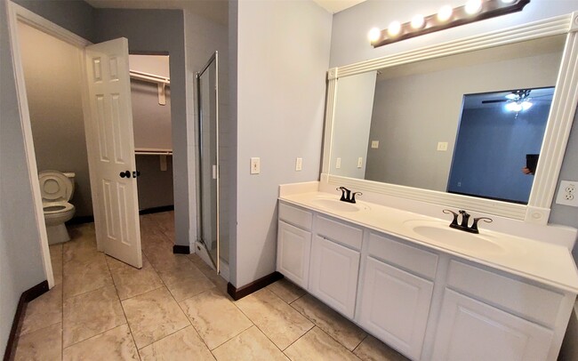 Photo - 18123 Flower Grove Ct