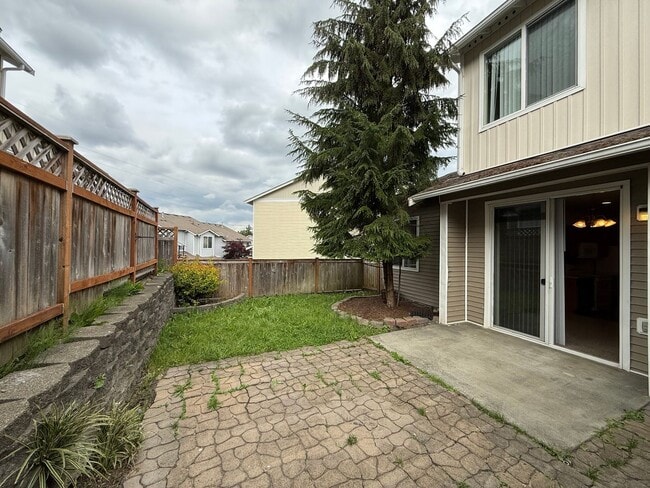 Photo - 4 Bed 3 Bath Gated Townhome Near Maplewood Golf