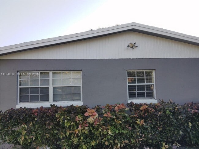 Photo - 304 NW 6th Ave