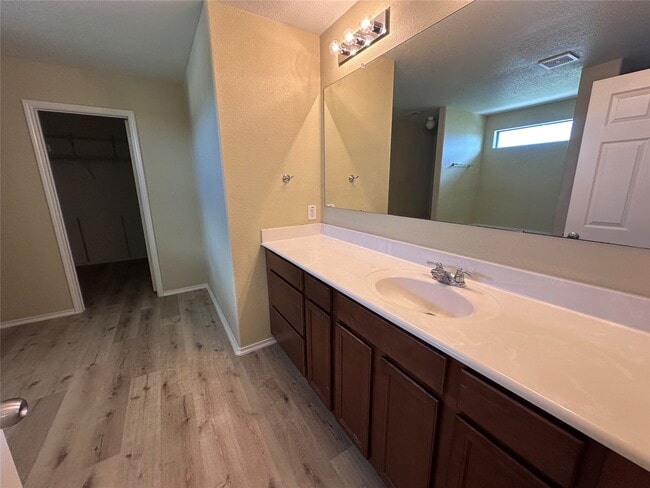 Photo - 5807 Camelia Evergreen Ln