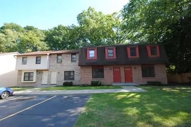 Building Photo - 419 Britton Rd Unit 01