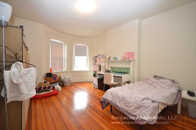Photo - 1377 Commonwealth Ave Unit 6