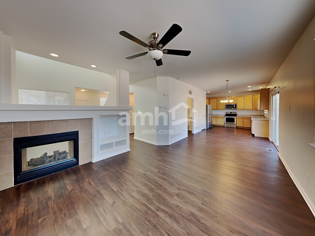 Photo - 4990 Hawk Meadow Dr