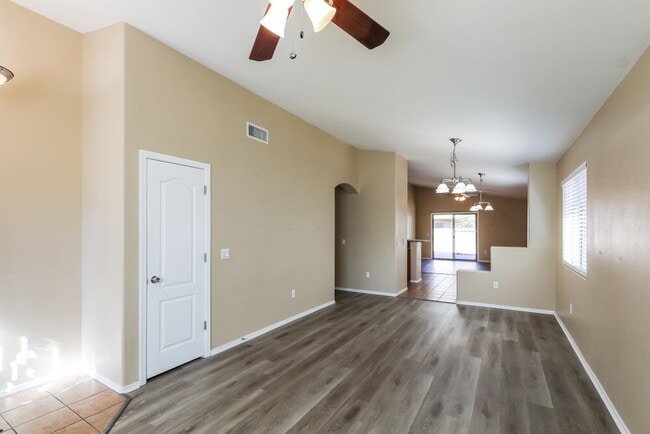 Photo - 7016 W Dupont Way