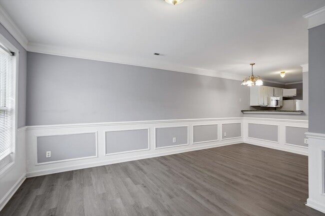 Photo - 17 Cheltenham Dr