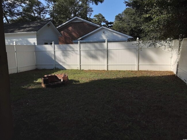 Photo - 616 Cypress Dr