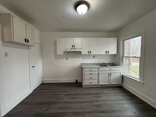 Photo - ** Move in Special ** Updated 3-Bedroom, 1-Bathroom Home – $1,100/Month