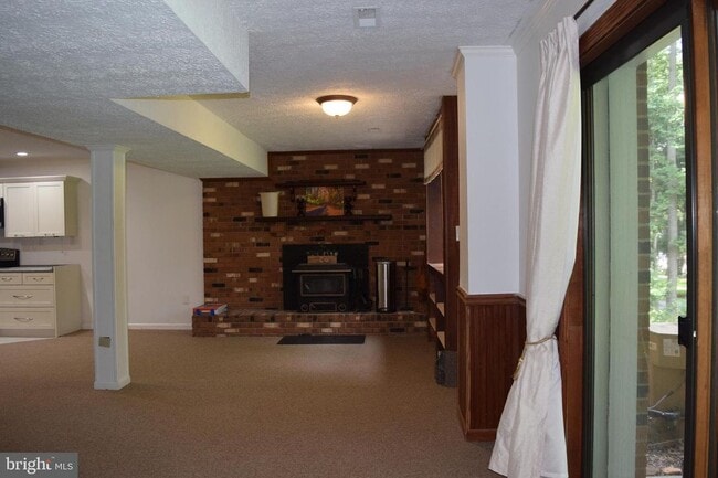 Photo - 7023 Kelly Rd