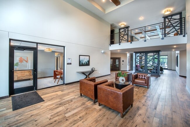 Northlake Lofts