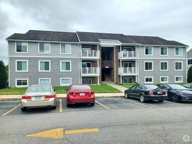 Building Photo - 1211 University Terrace Rental