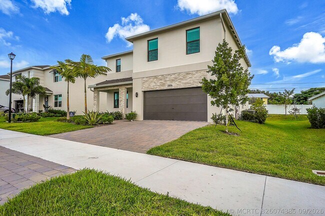 2006 NE Ocean Dunes Dr