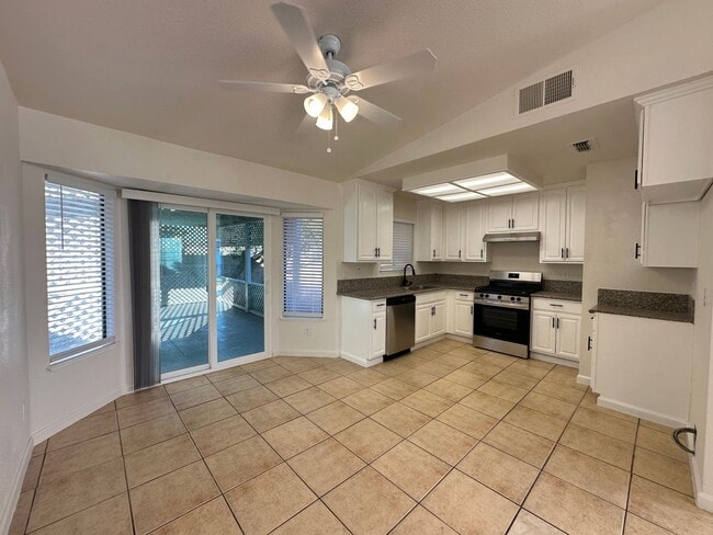 Photo - Move In Ready 3 Bedroom!