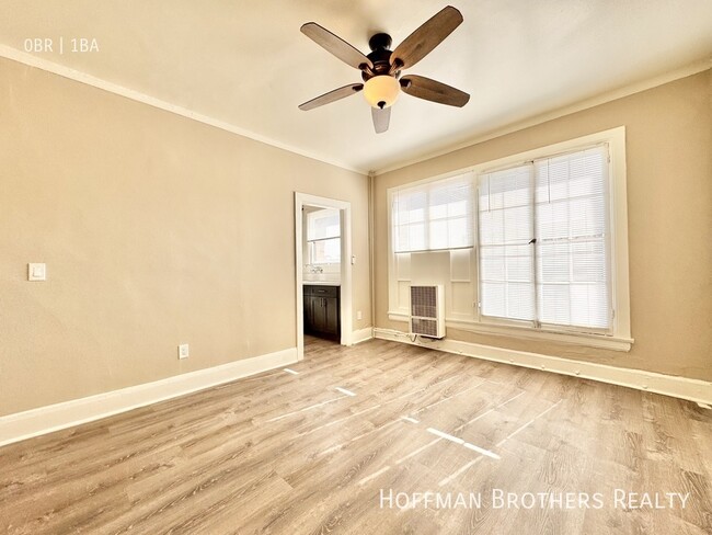 Photo - 1802 N La Brea Ave Unit 107