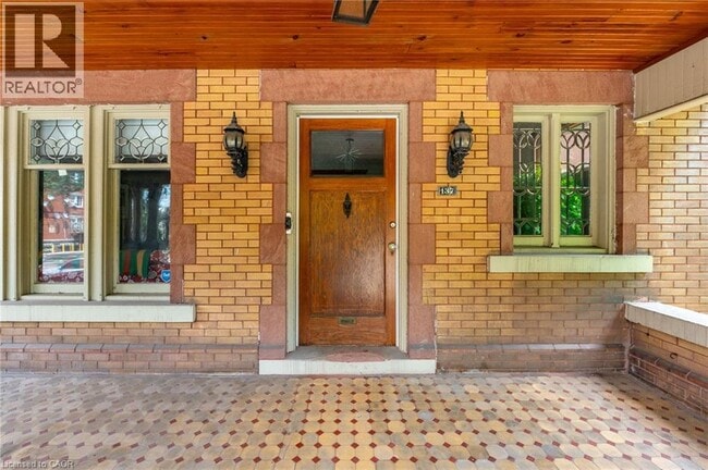 Photo - 137 Sherman Ave S