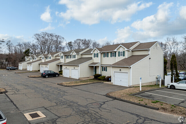 Rivers Edge Apartments - Rivers Edge Apartments