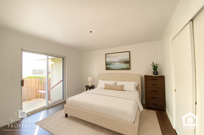 Photo - 2BD/1BA Duplex In Downtown Sonoma!