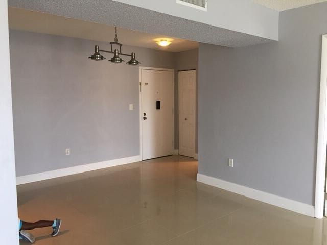 Photo - 4154 Inverrary Dr Unit 407