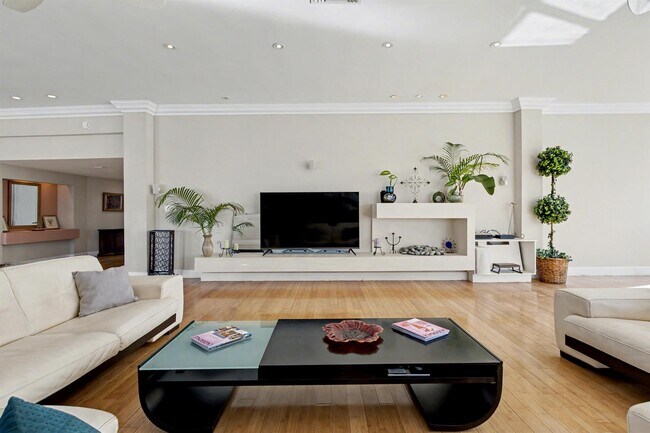 3430 Galt Ocean Dr