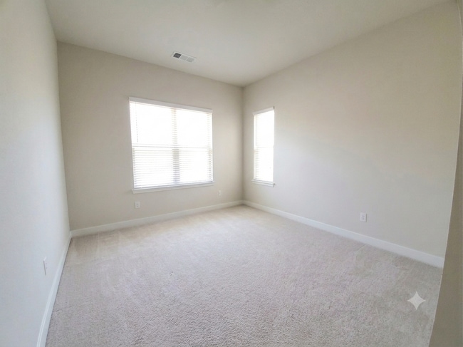 Photo - 14341 E Tennessee Ave Unit 109