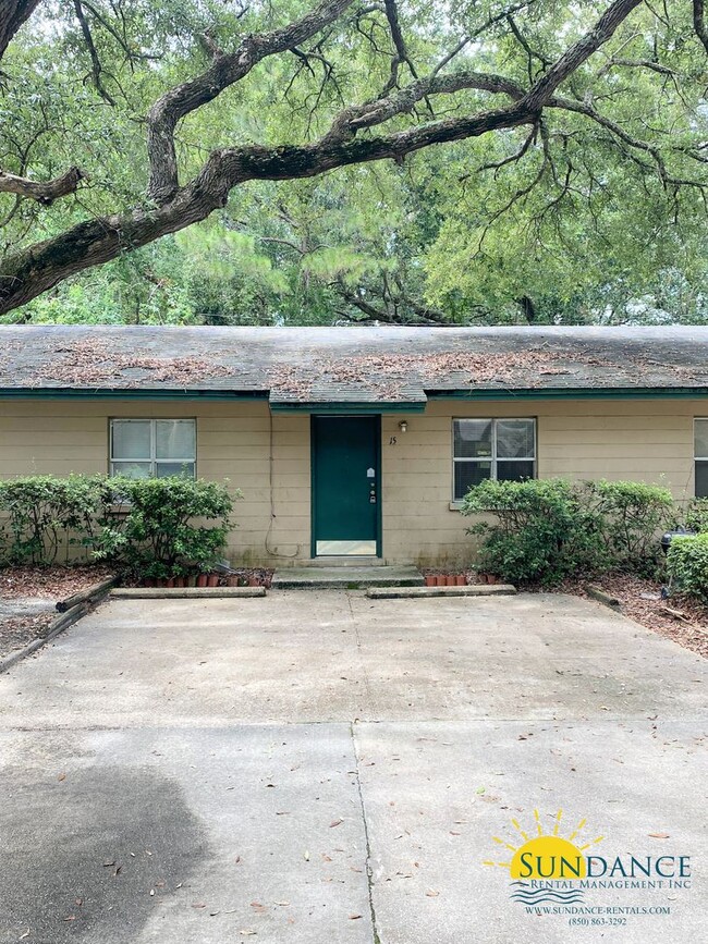 Nice 2 Bedroom Unit in Fort Walton Beach! - Nice 2 Bedroom House Unit in Fort Walton Beach!