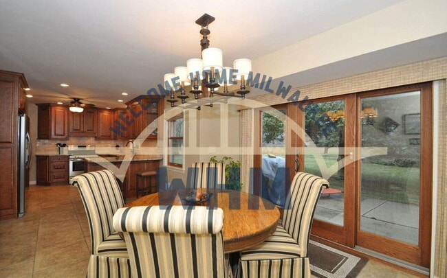 Photo - 1920 Fairhaven Blvd