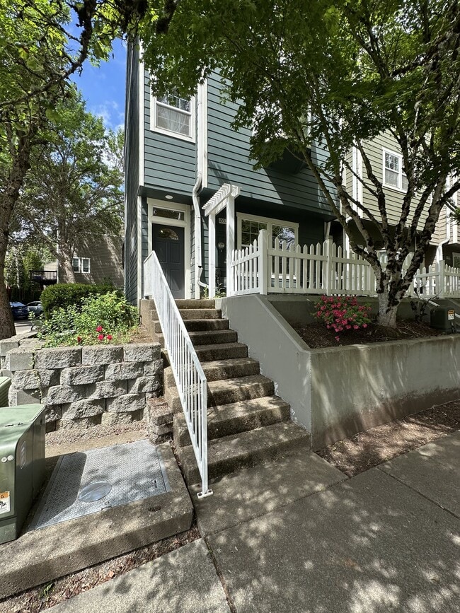 Photo - 15533 SW Black Quartz St