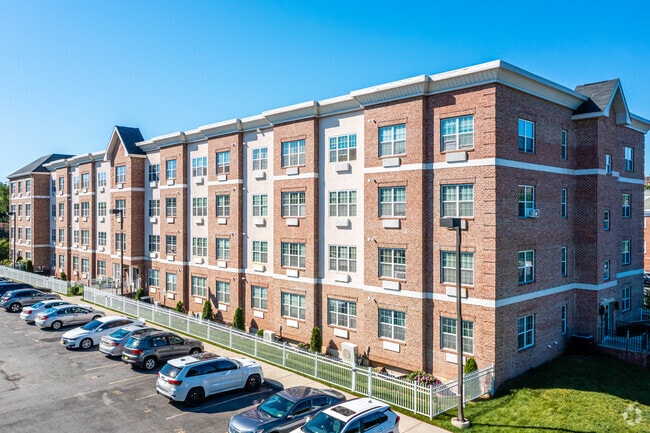 Photo - 111 Glenwood Avenue