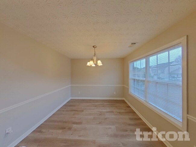 Photo - 1542 Alcovy Falls Dr SE