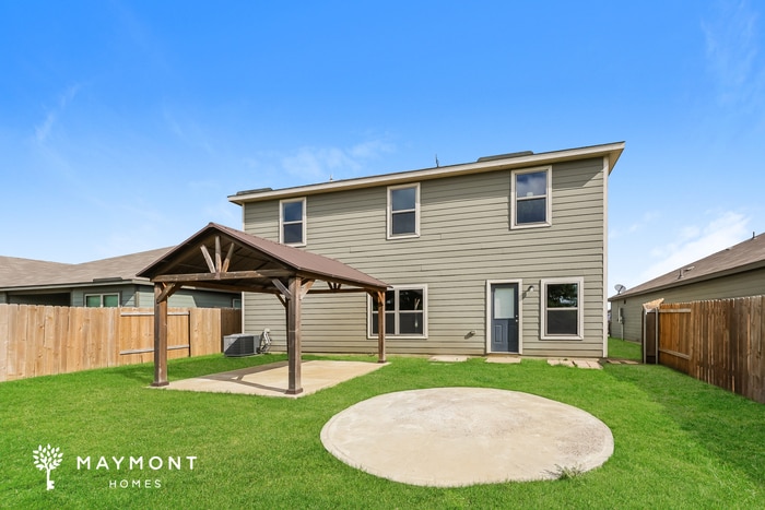 Photo - 117 Yorktown Ct