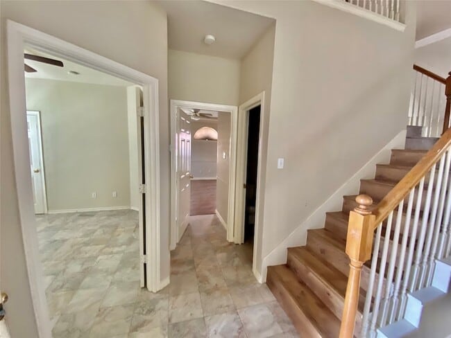 Photo - 8004 Case Dr