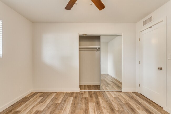 Photo - 1245 W 4th St Unit 2