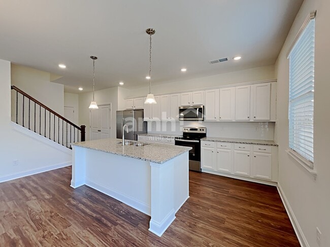 Photo - 2409 Garrett Prk Dr