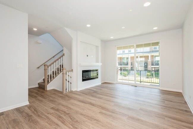 Photo - 491 Woodmoor Dr