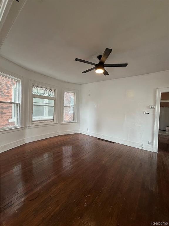 Photo - 1435 W Euclid St