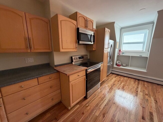 Photo - 318 Tappan St