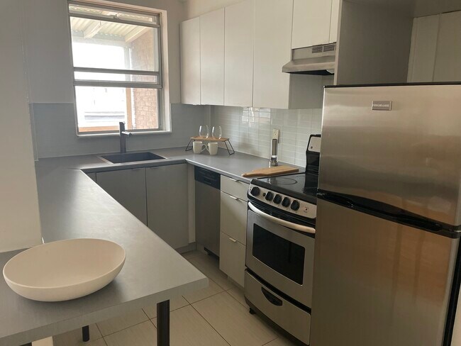 Photo - 1433 Rue Towers