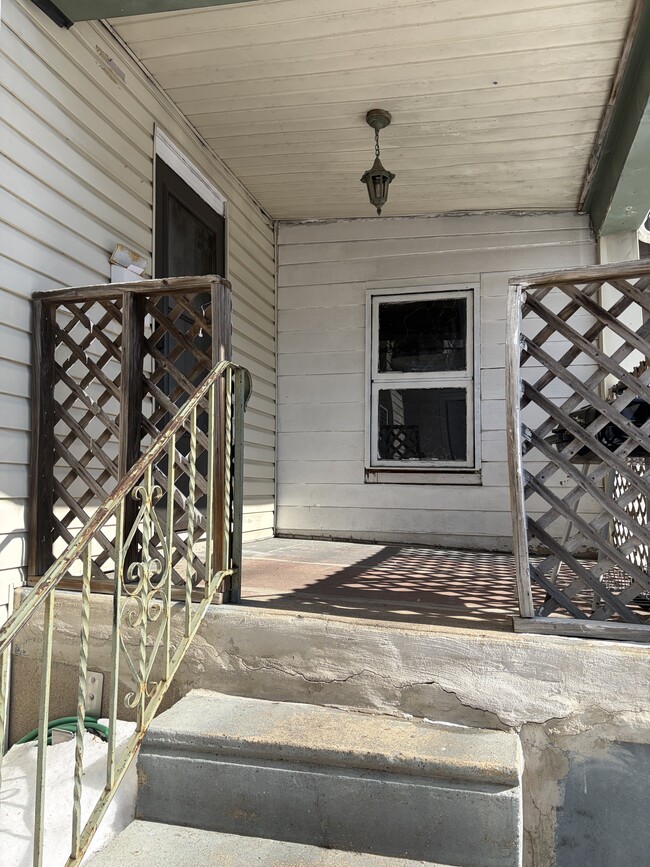 Photo - 7159 Radbourne Rd