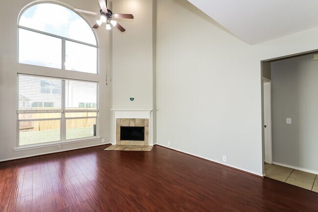 Photo - 2702 Darby Brook Dr